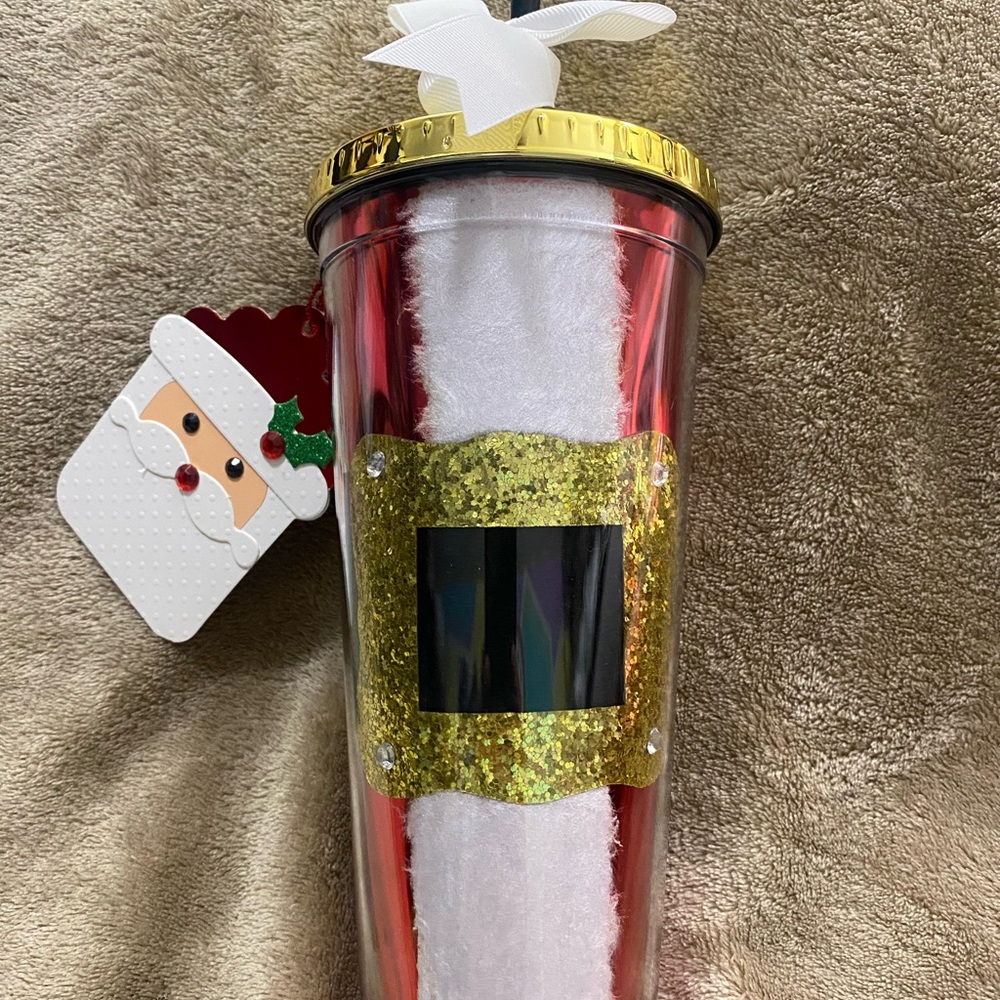 Santa’s Buckle Design 25oz Plastic 8” Tumbler